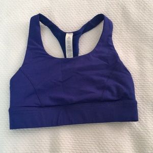 Lululemon sports bra size 2
